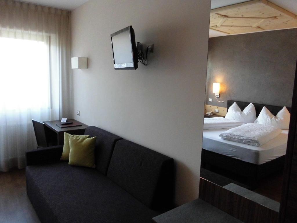 Hotel Zum Tiroler Adler Exteriér fotografie