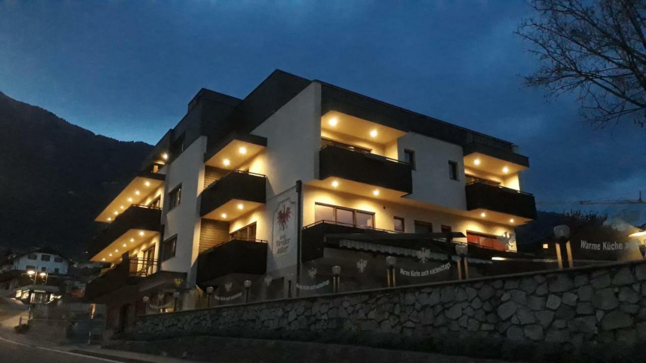 Hotel Zum Tiroler Adler Exteriér fotografie